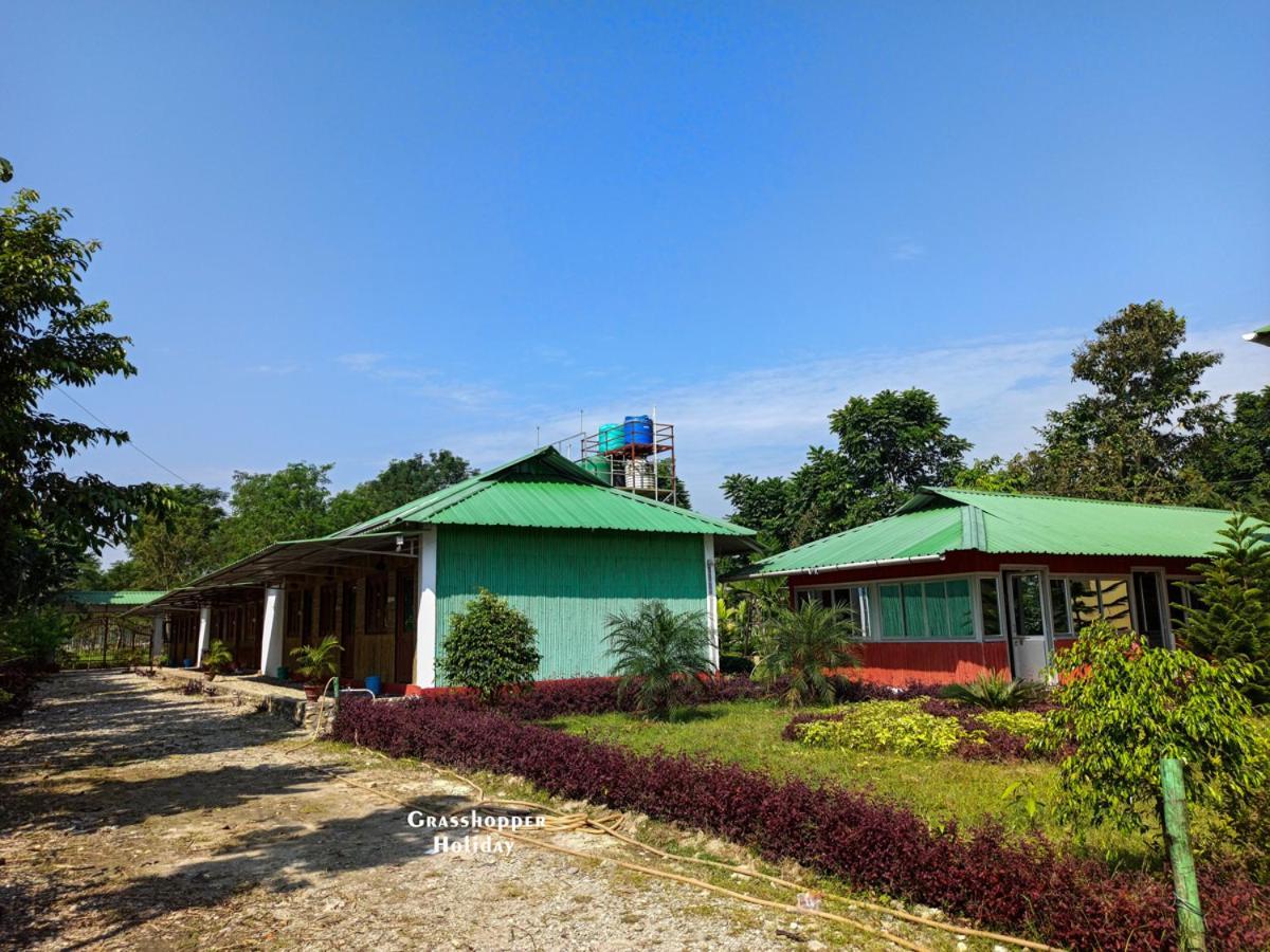 Grasshopper Jungle Queen Resort Chālsa Eksteriør bilde